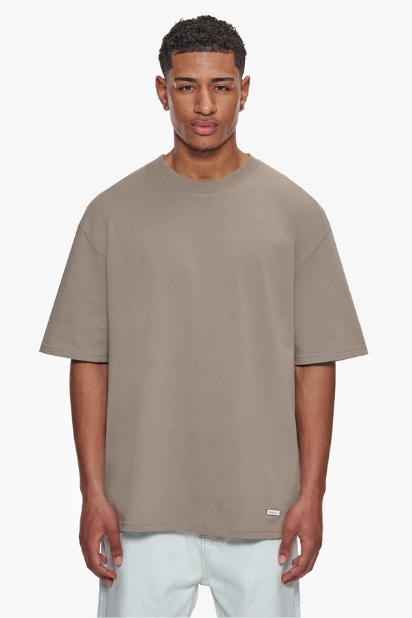 HEAVY OVERSIZE METAL PATCH BASIC T-SHIRT SIMPLY TAUPE