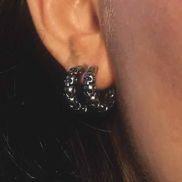 SKULLED EARRING