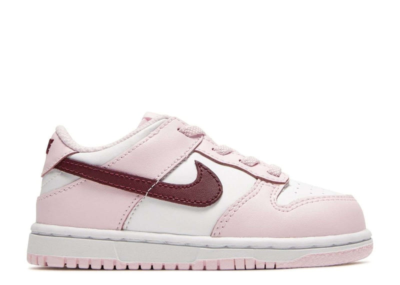 Dunk Low PS Valentines Day Dondead