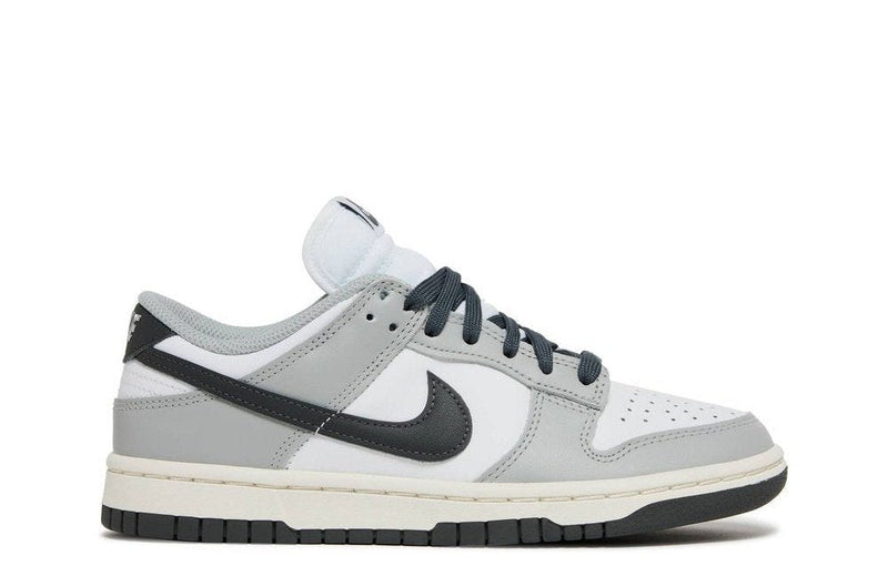 Wmns Dunk Low Light Smoke Grey - Dondead 