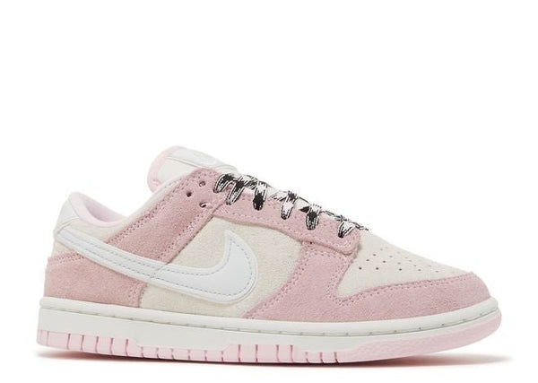 Wmns Dunk Low LX Pink Foam Dondead