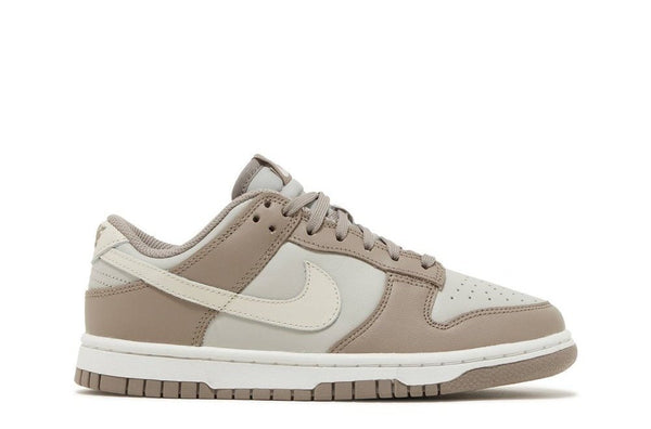 Wmns Dunk Low Moon Fossil Dondead